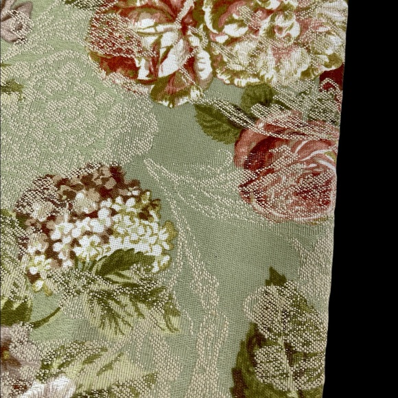 Handmade Floral Zip-Up Shoe Bag w/ Carrying Handle - Picture 7 of 10